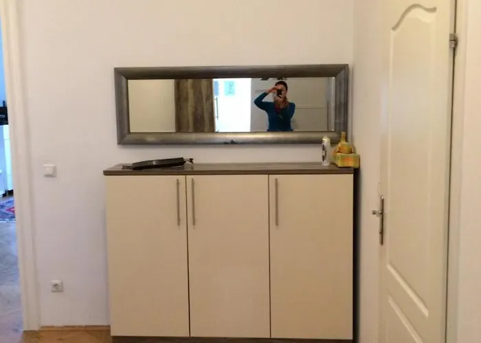 Cozy And Spacious In A Location Διαμέρισμα