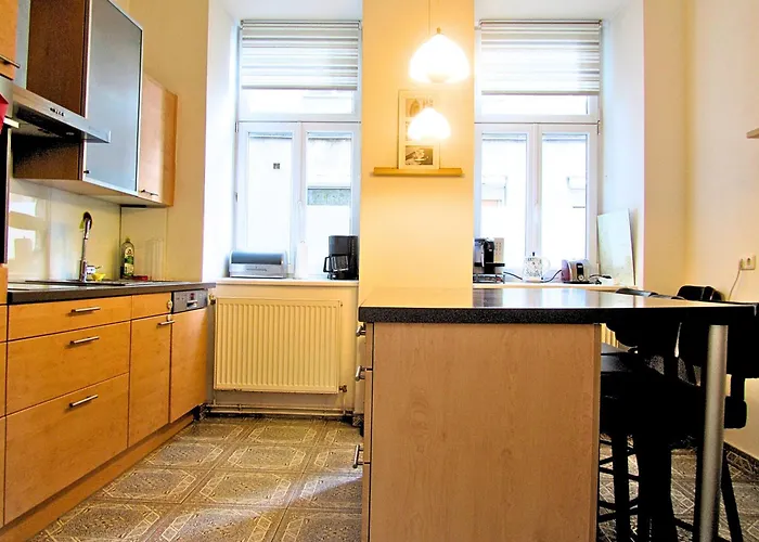 Διαμέρισμα Cozy And Spacious In A Location